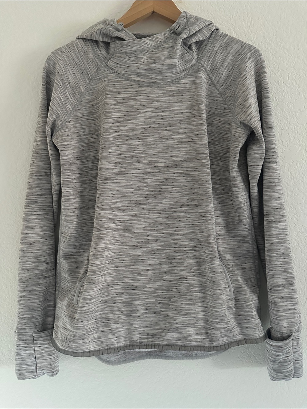 GAP - Gapfit Heather Gray Hooded Cowl Sweater - Running Sweater - Size M